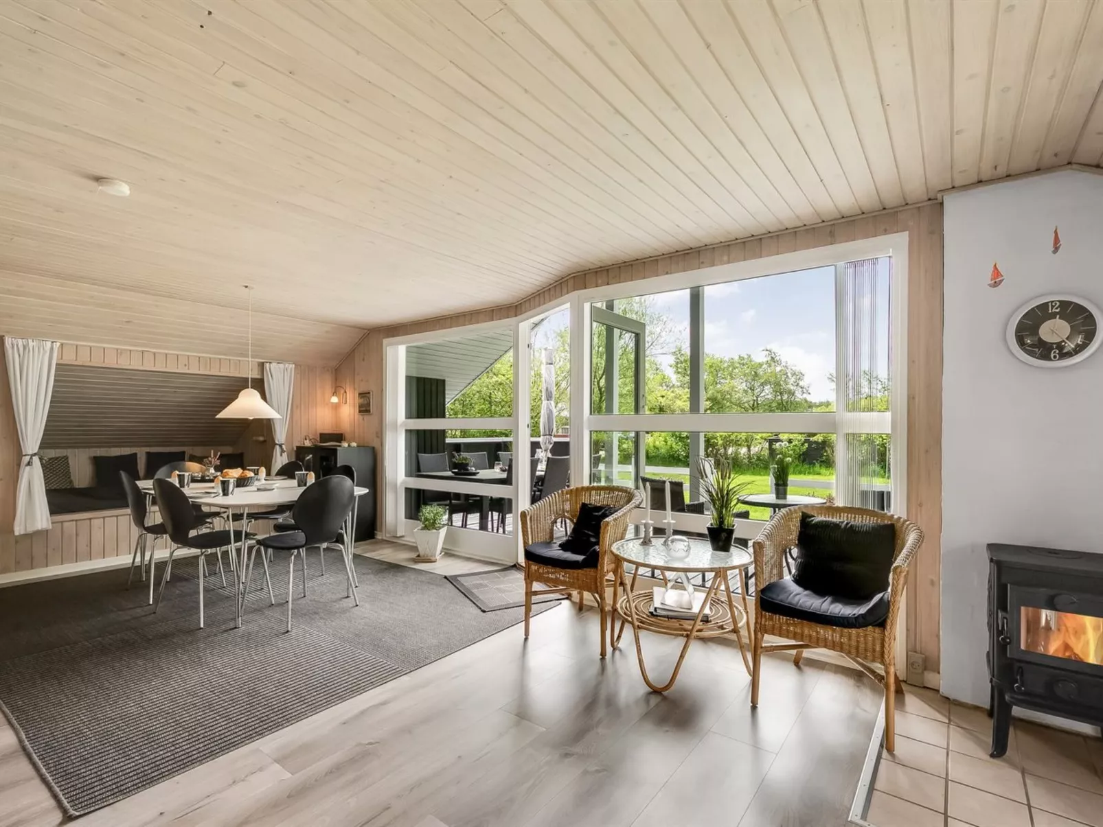 "Wenche" - 600m to the fjord-Binnen