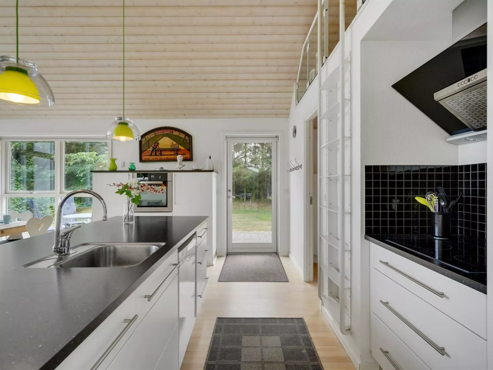 "Ødger" - 150m to the fjord-Binnen