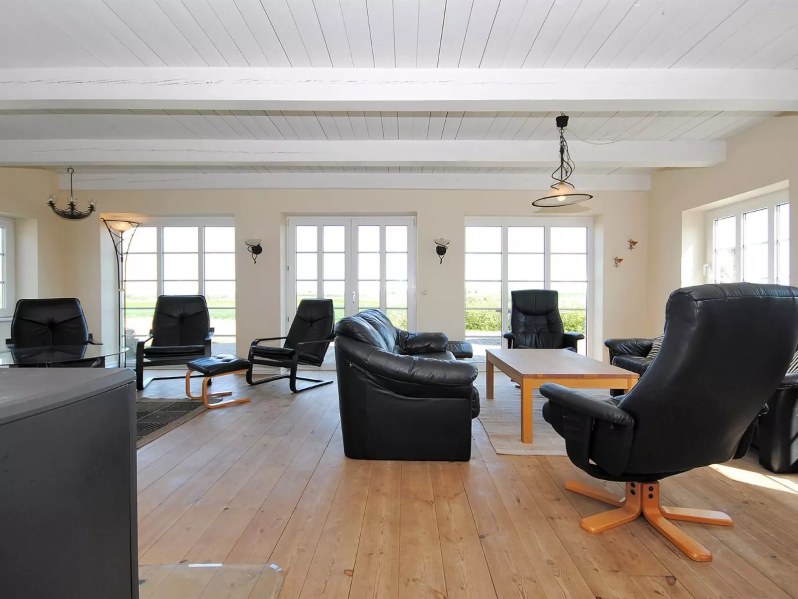 "Alois" - 1km to the fjord-Binnen