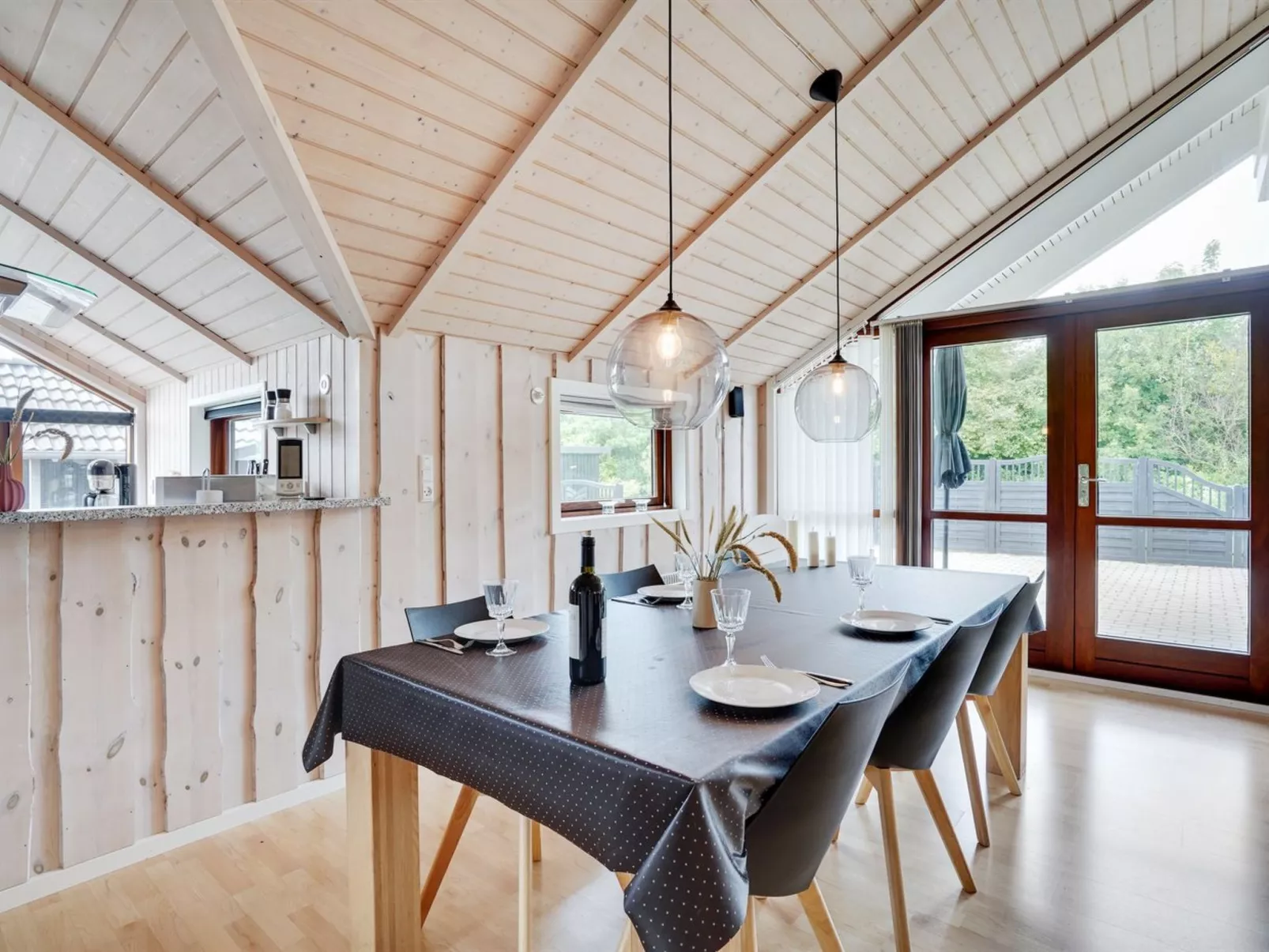 "Chermeine" - 1.2km to the fjord-Binnen