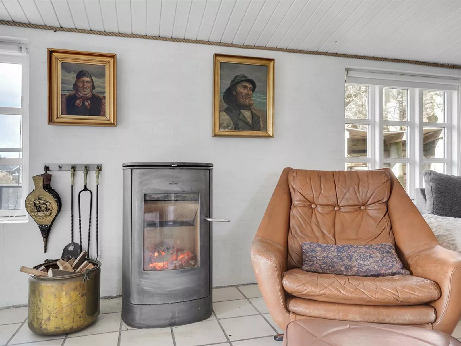 "Sharanya" - 500m from the sea-Binnen