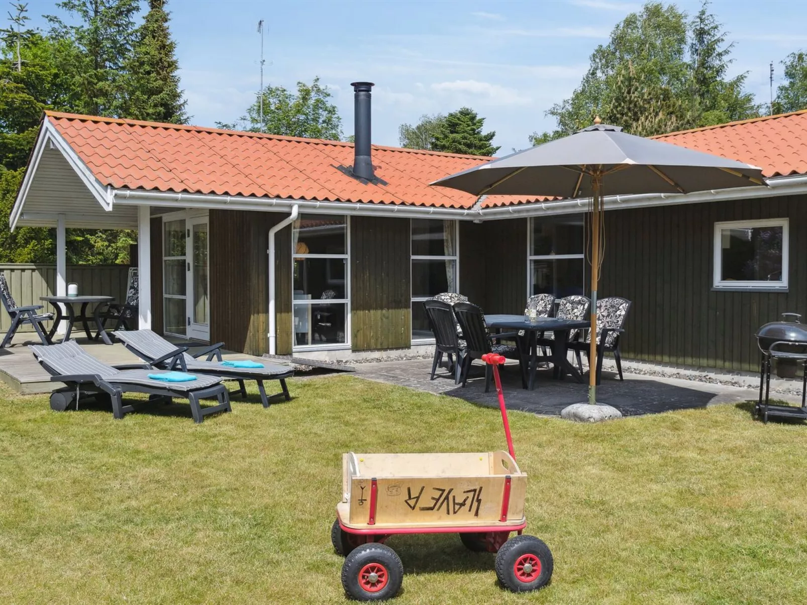 "Eini" - 500m from the sea-Buiten