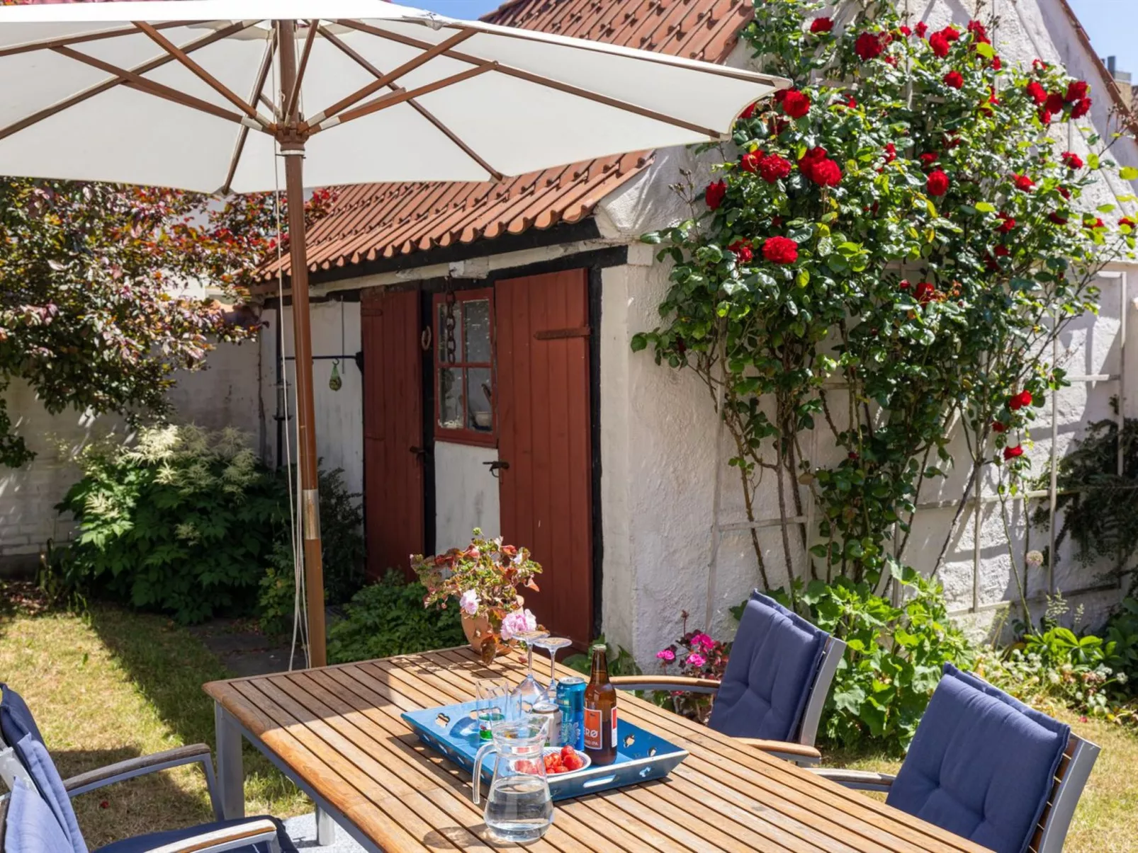 "Merete" - 50m from the sea-Buiten