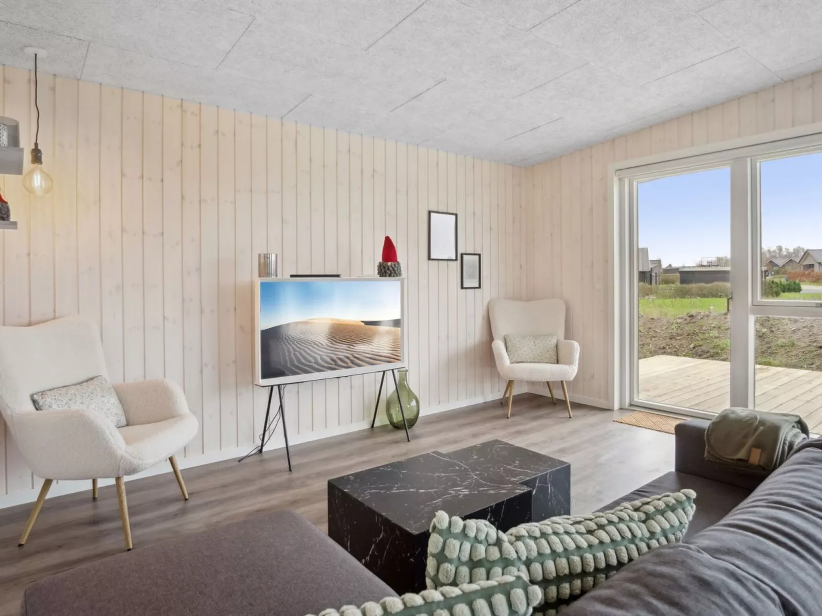 "Harrieth" - 300m from the sea-Binnen