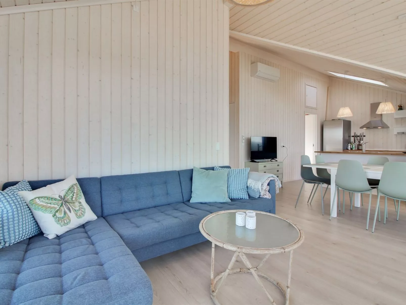 "Auno" - 140m from the sea-Binnen