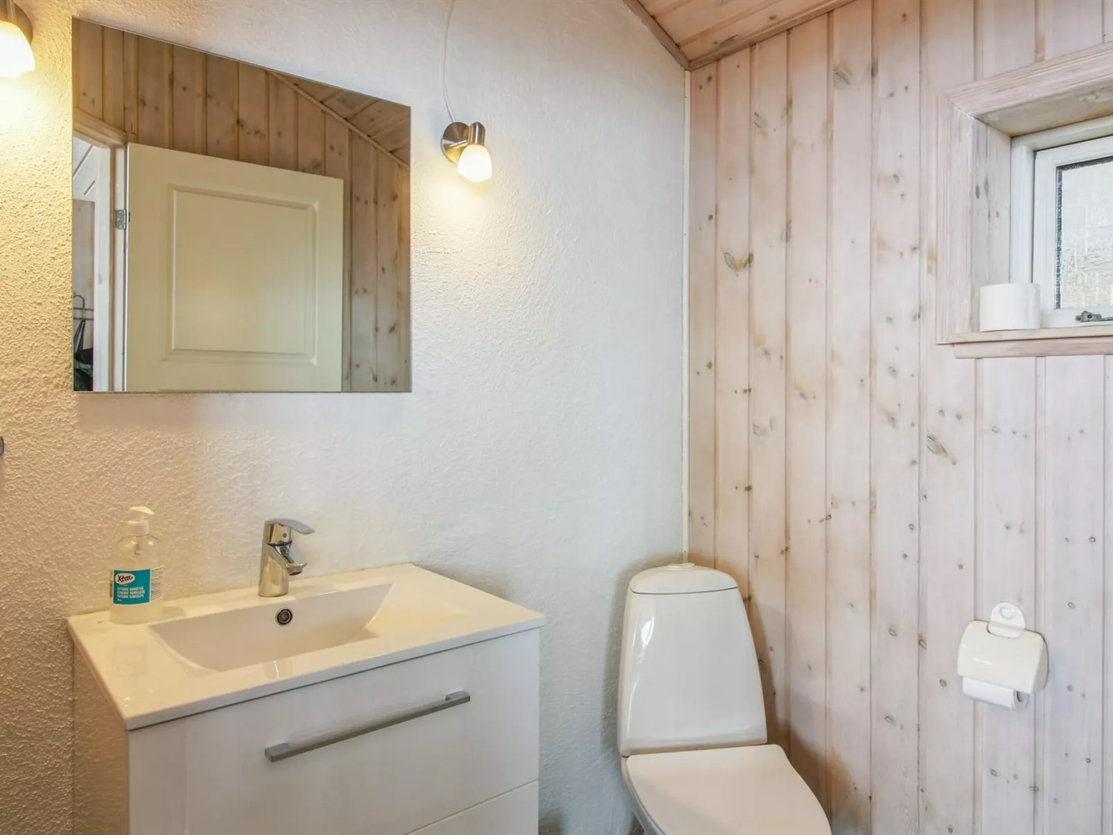 "Hilmer" - 180m from the sea-Binnen