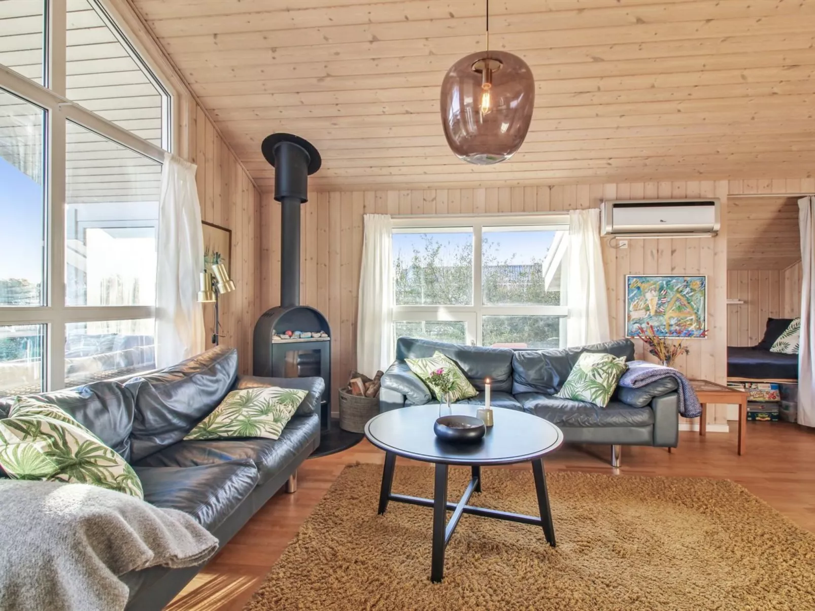 "Freda" - 400m from the sea-Binnen