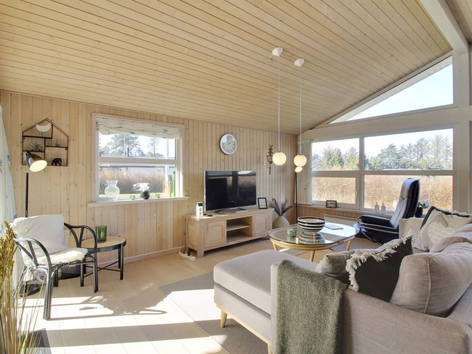 "Fridhild" - 875m from the sea-Binnen