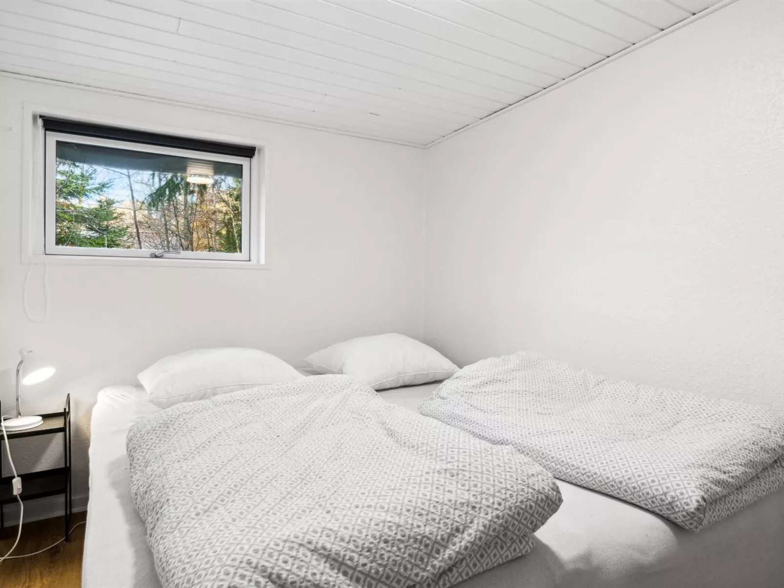 "Chris" -  from the sea-Binnen