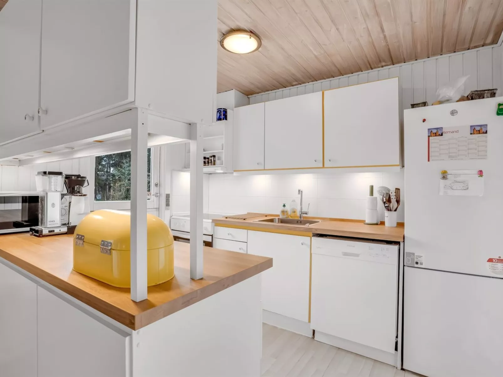 "Asmine" - 670m from the sea-Binnen