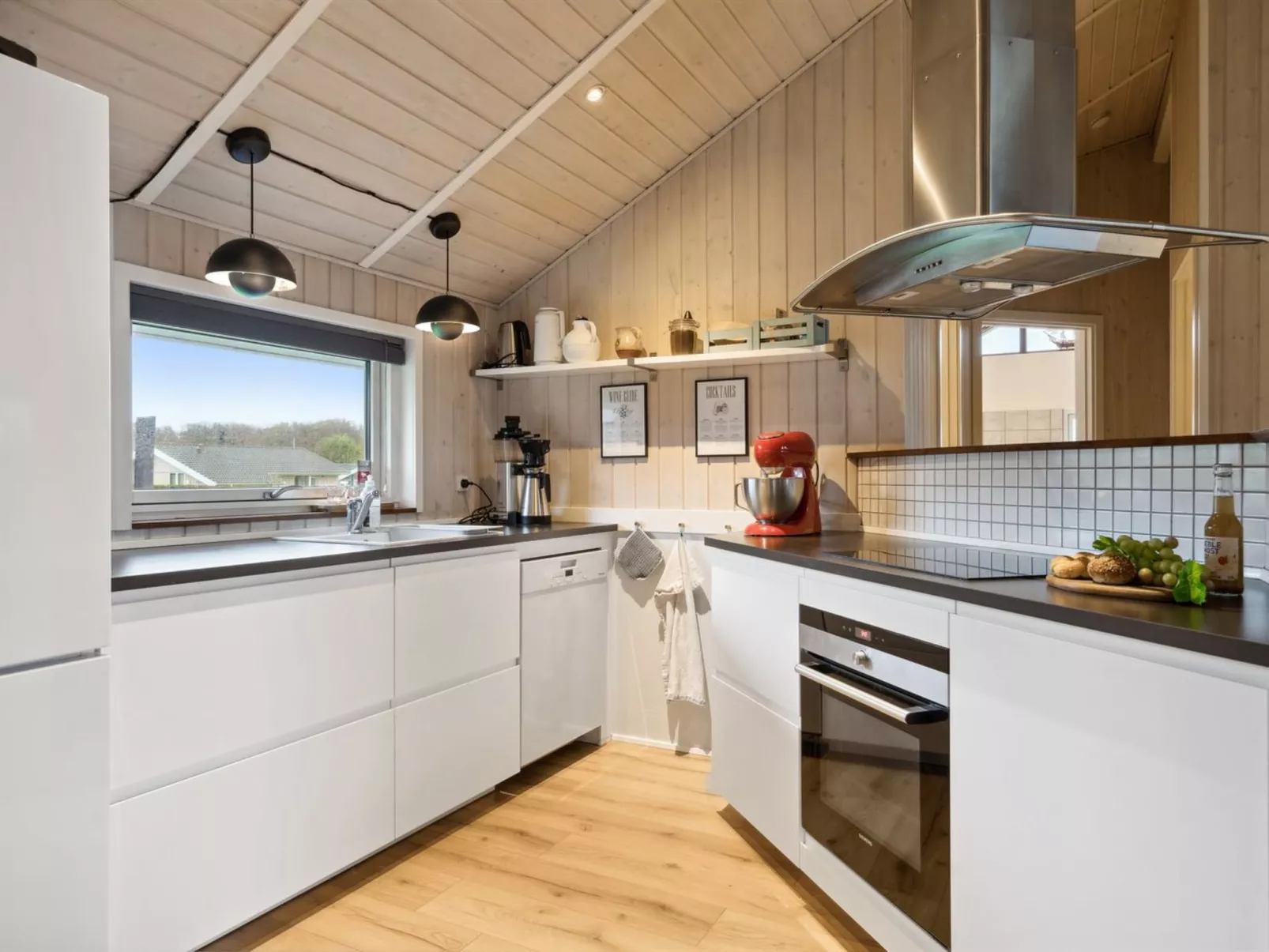 "Alpa" - 600m from the sea-Binnen