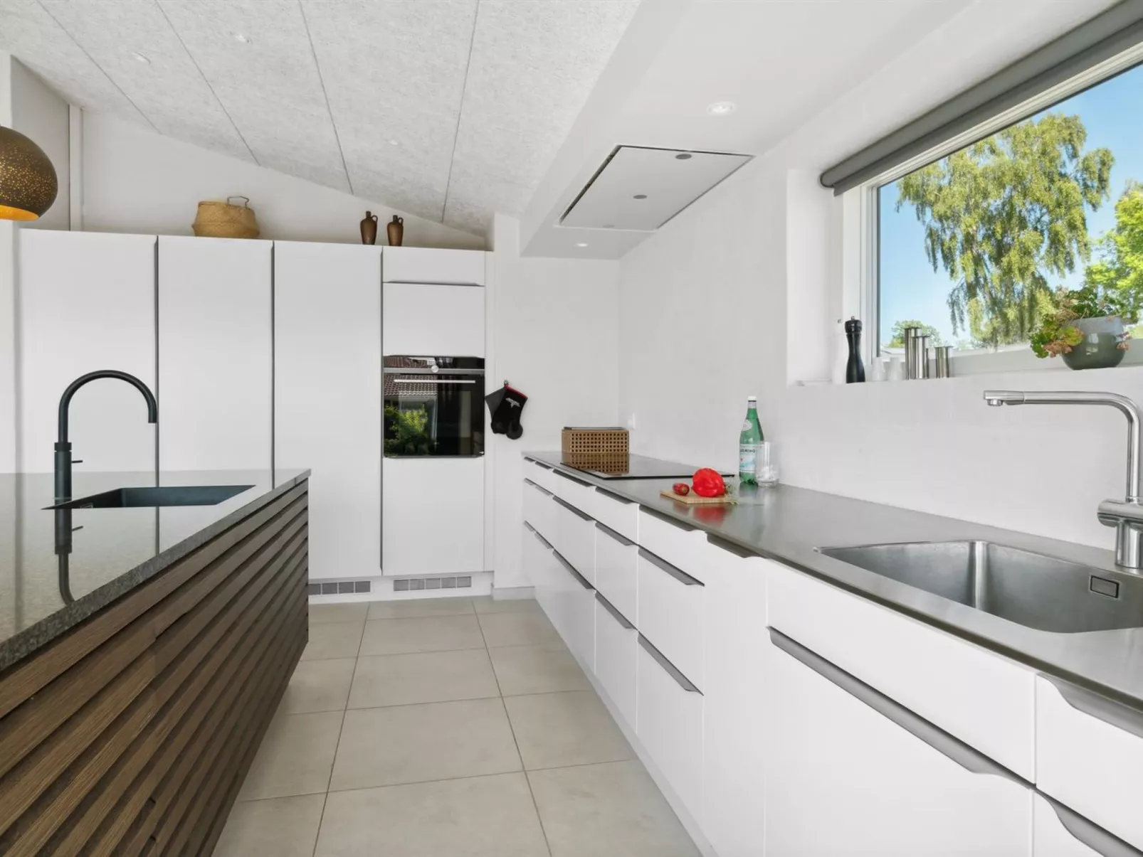 "Niska" - 200m from the sea-Binnen