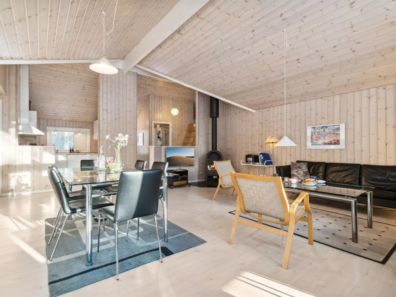 "Ellynor" - 600m from the sea-Binnen