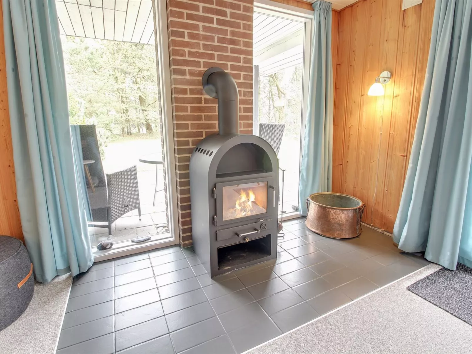 "Sonia" - 3km from the sea-Binnen