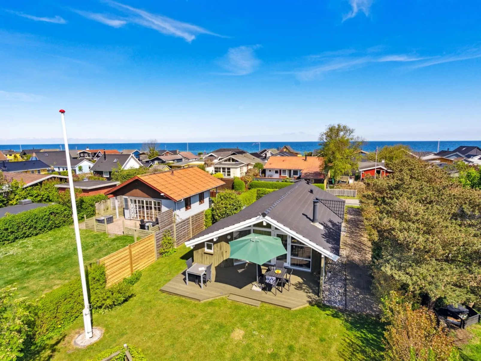 "Hereth" - 100m from the sea-Buiten