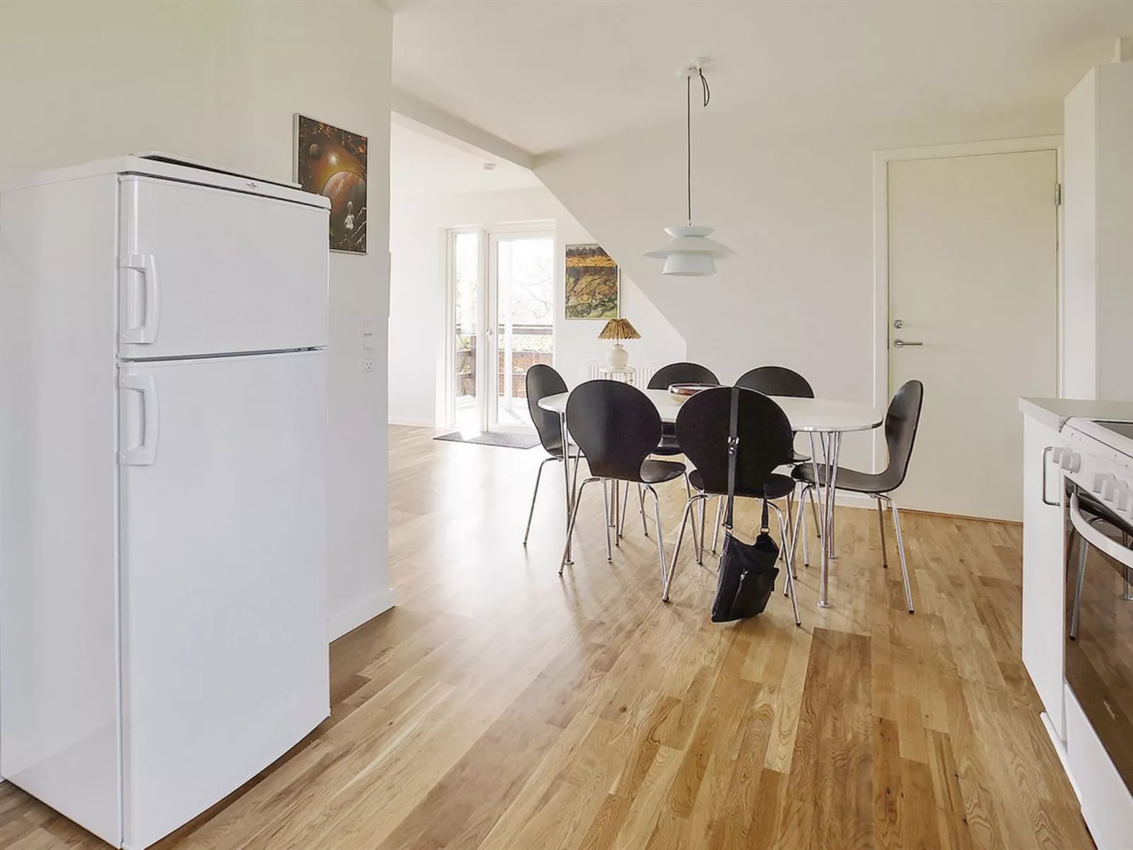 "Mirja" - 50m to the fjord-Binnen