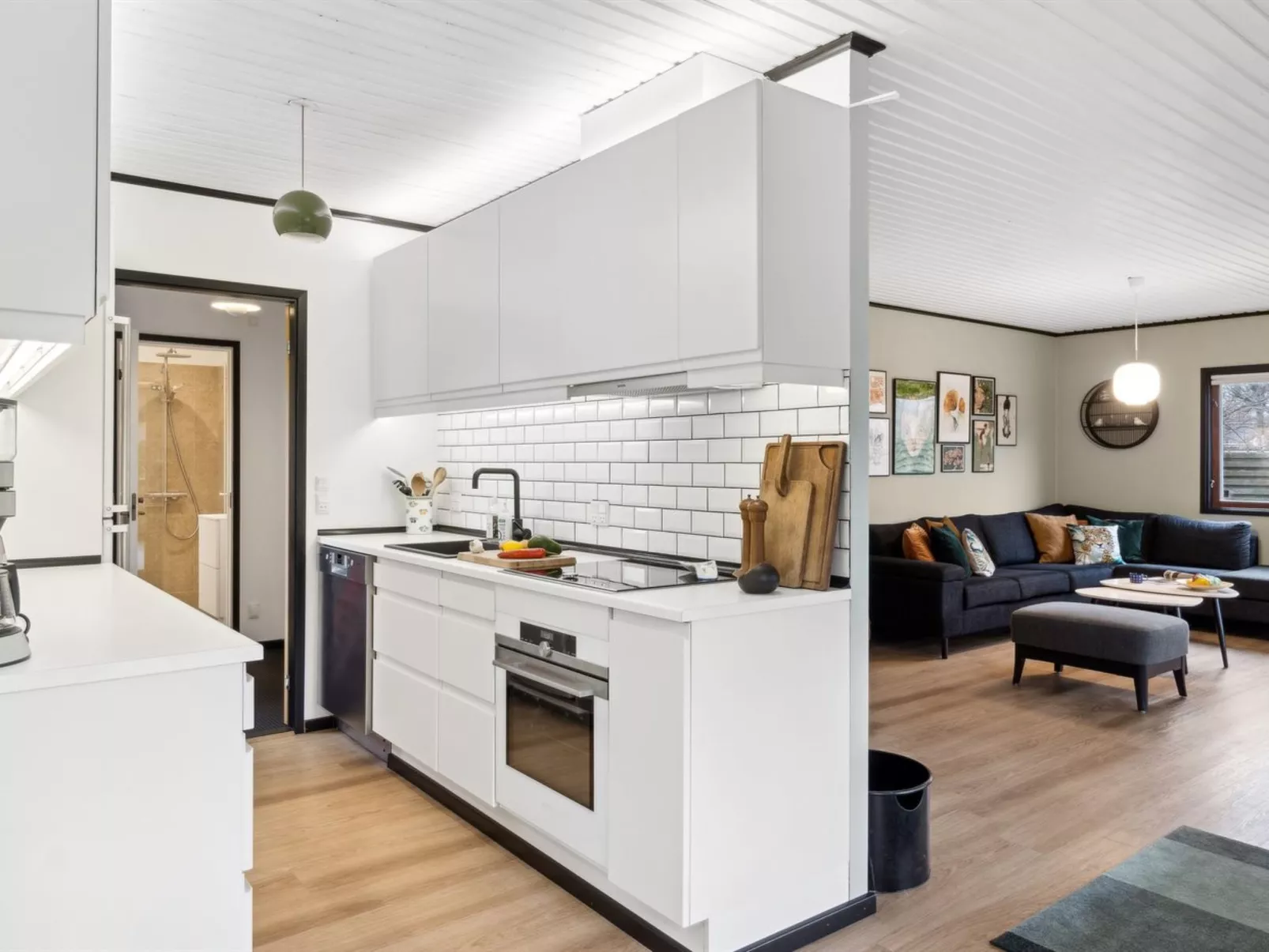 "Janna" - 1.4km from the sea-Binnen