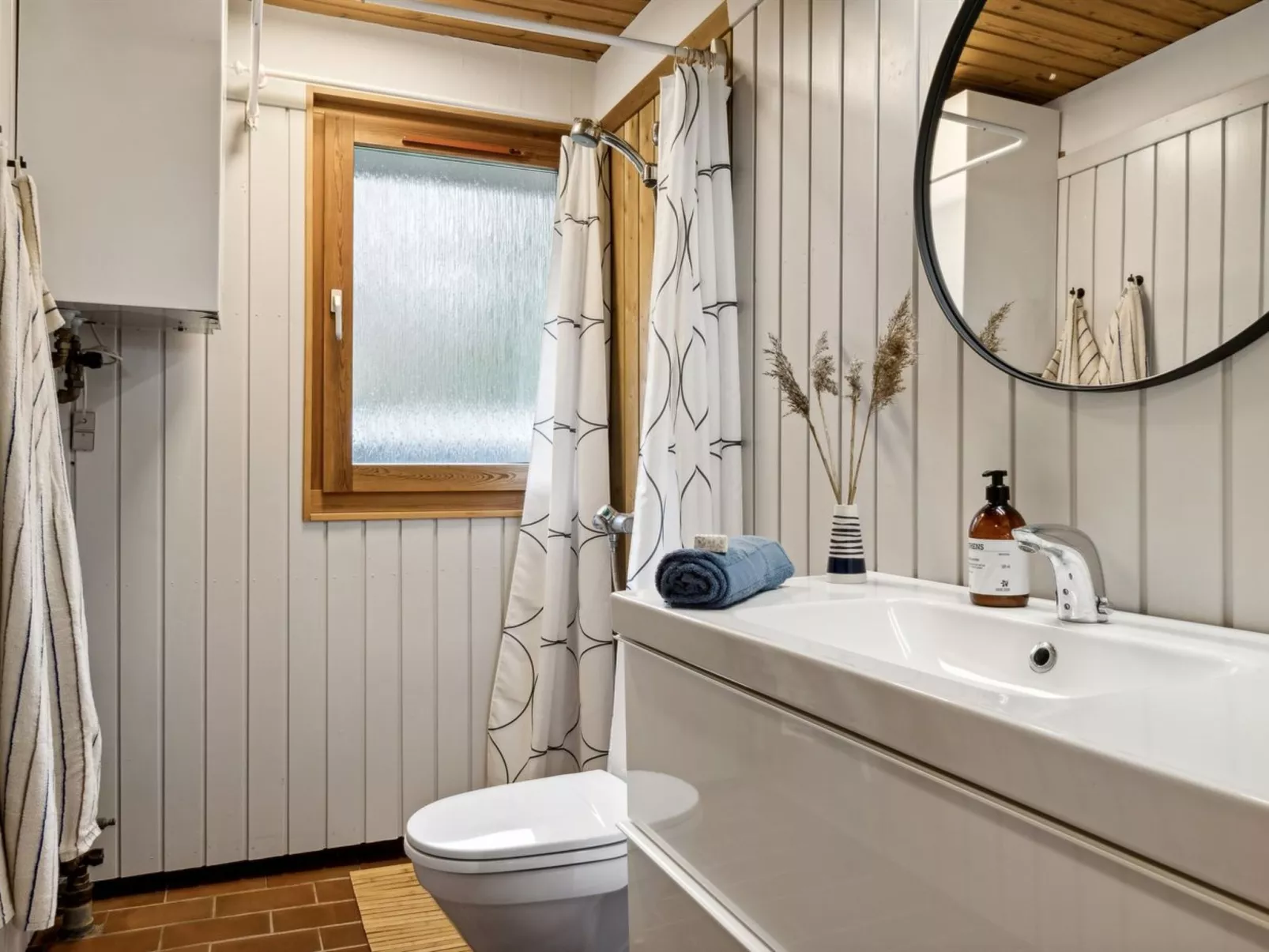 "Sofja" - 175m to the fjord-Binnen