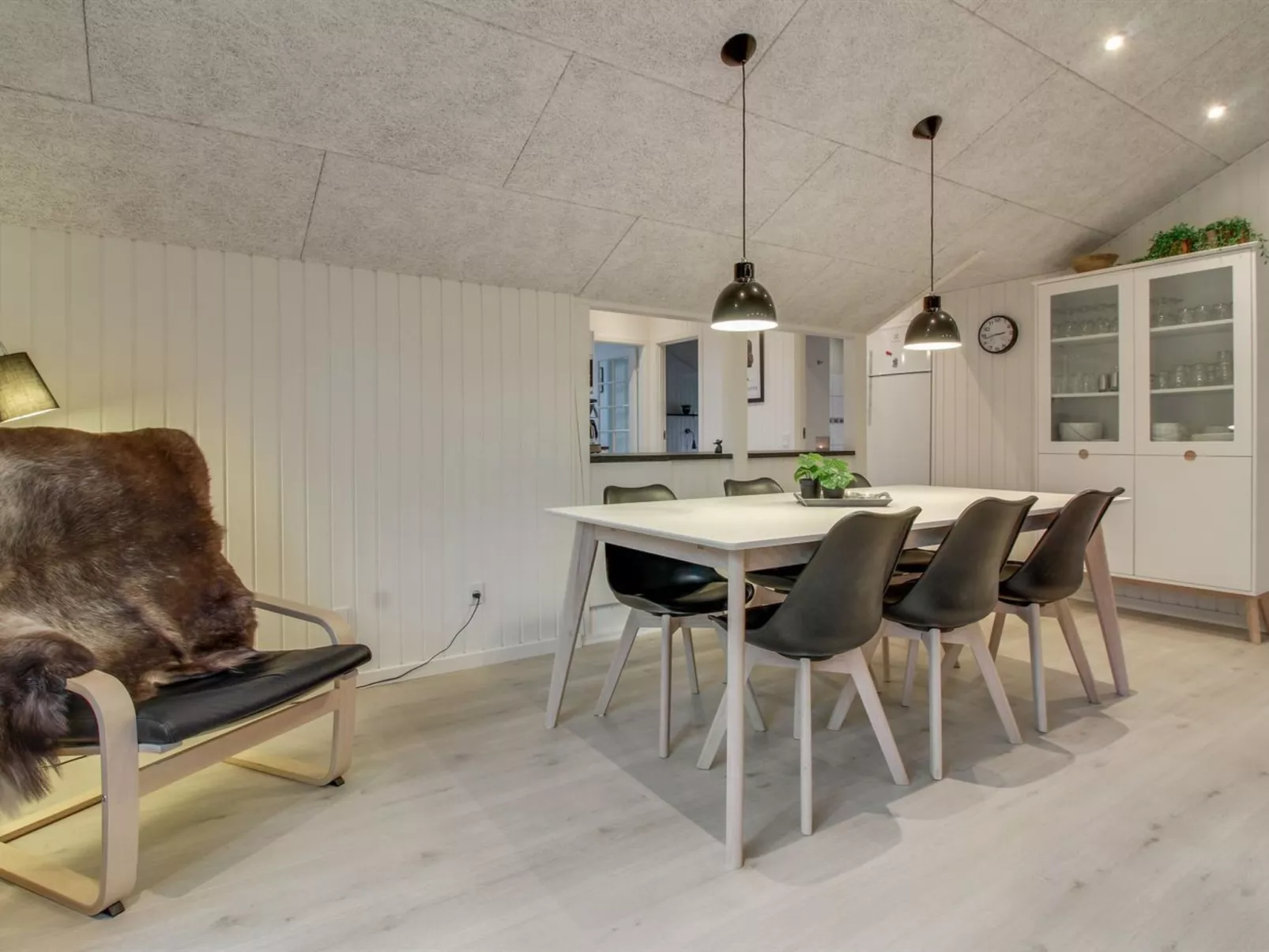 "Ria" - 250m from the sea-Binnen