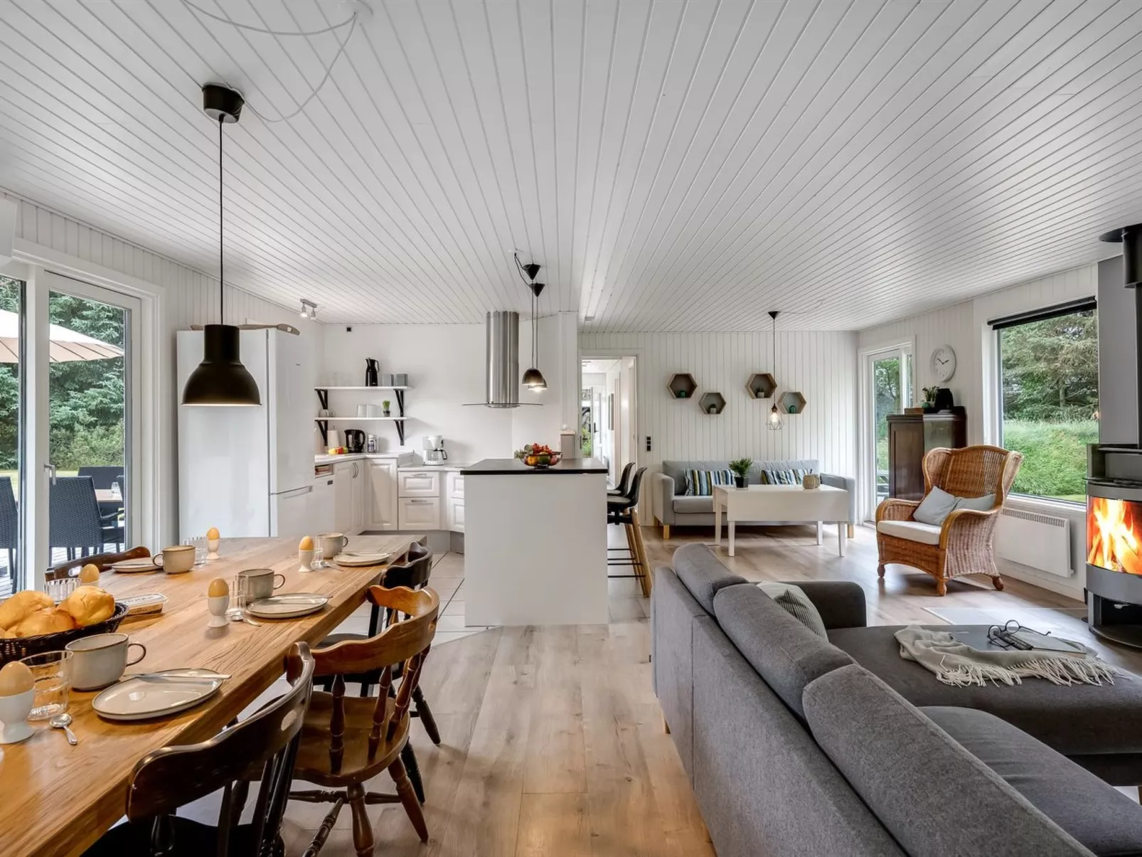 "Eleni" - 2.5km from the sea-Binnen