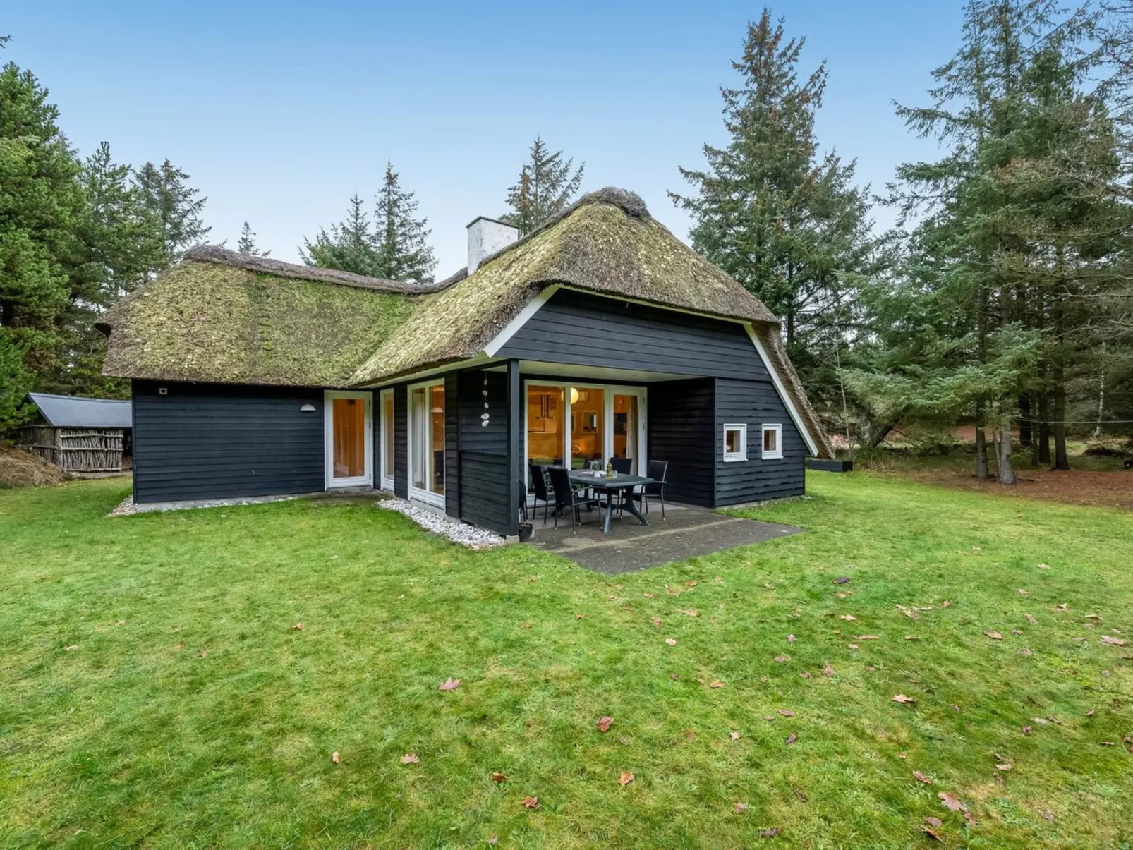 "Mart" - 1.6km from the sea-Buiten