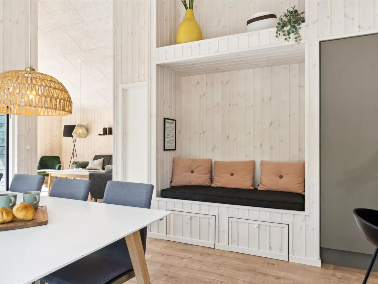 "Laina" - 250m from the sea-Binnen