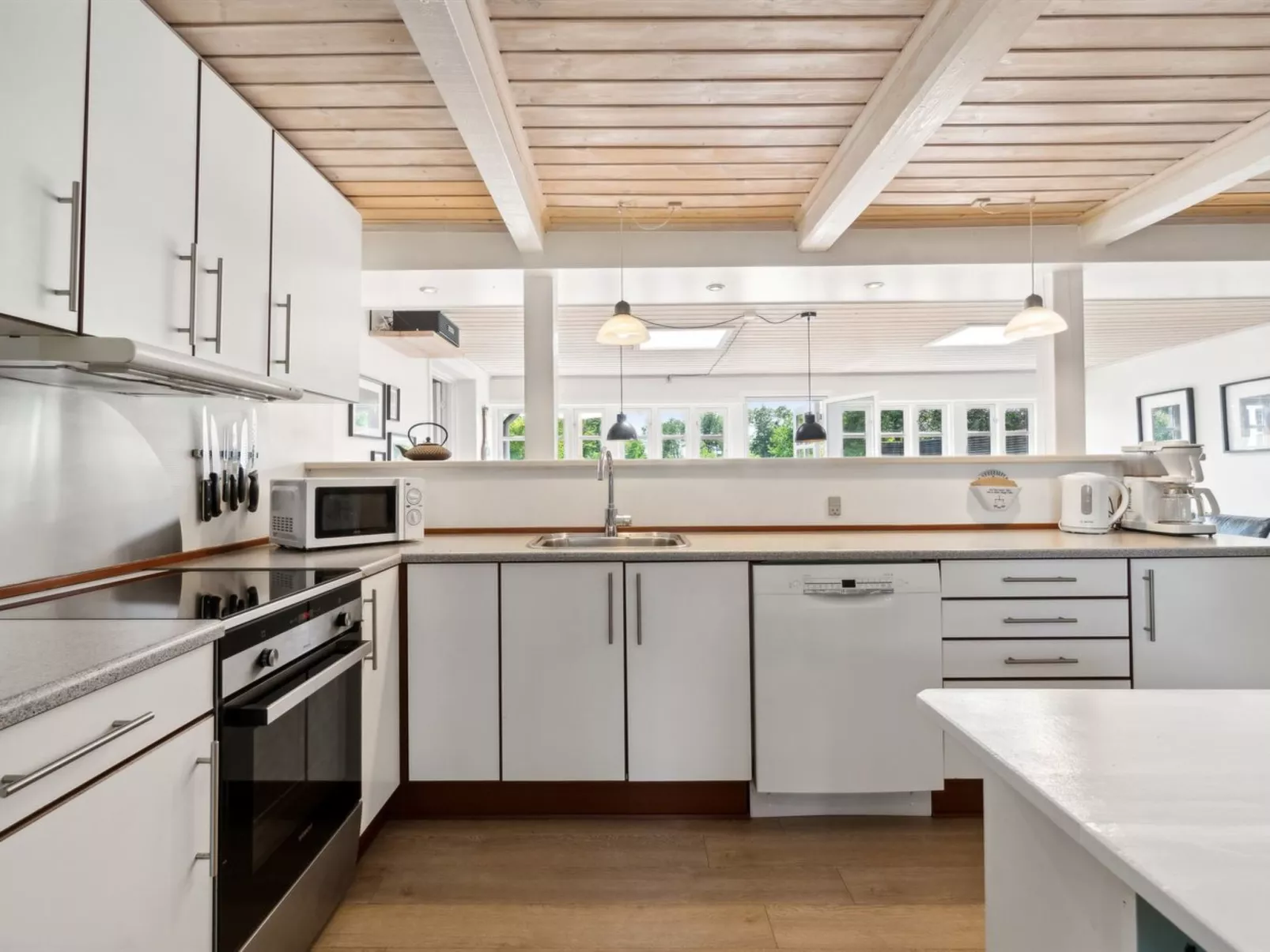 "Ieva" - 3.9km from the sea-Binnen