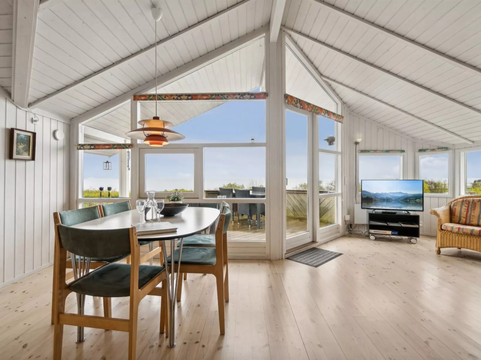 "Henric" - 75m from the sea-Binnen