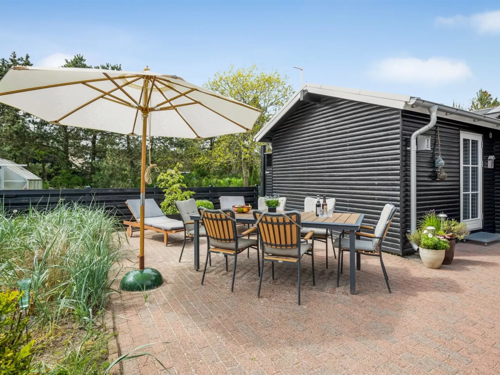 "Aviaya" - 350m from the sea-Buiten