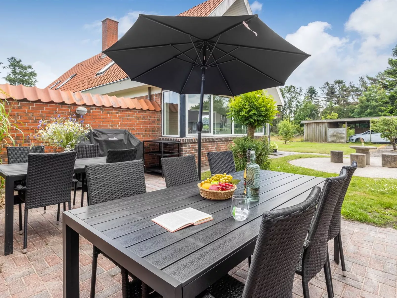 "Sissela" -  from the sea-Buiten