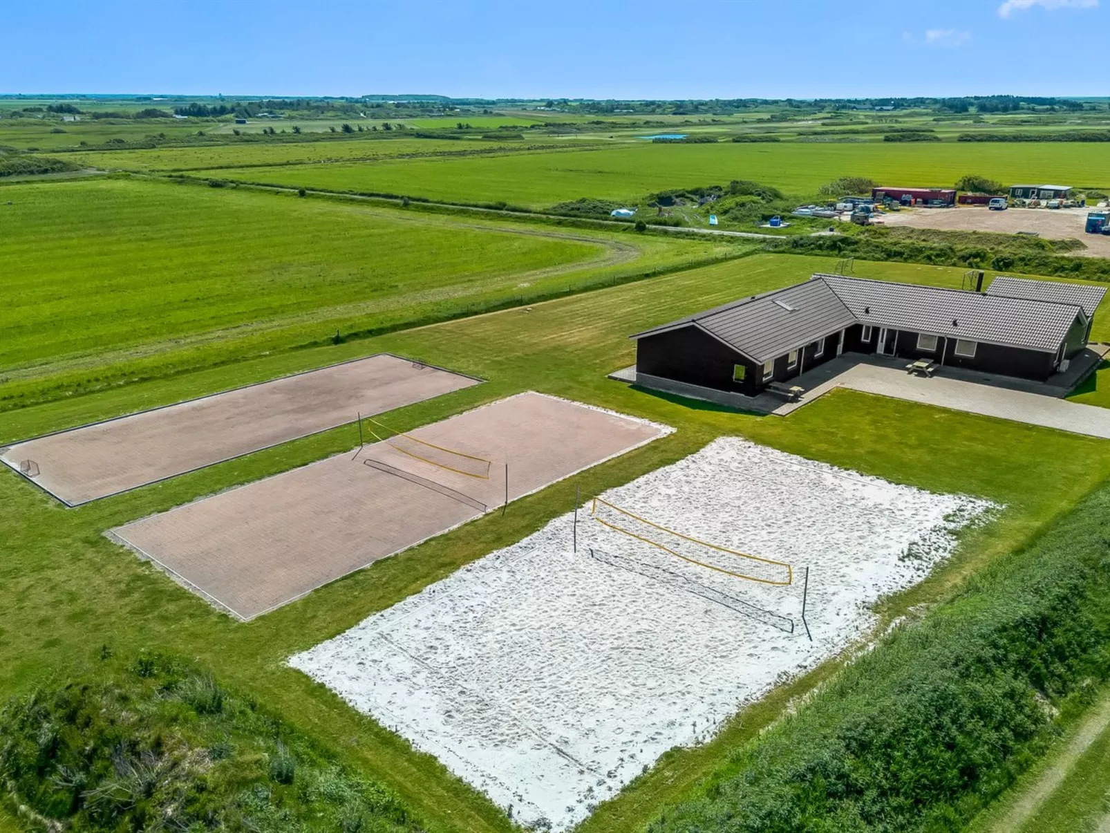 "Germund" - 770m from the sea-Buiten