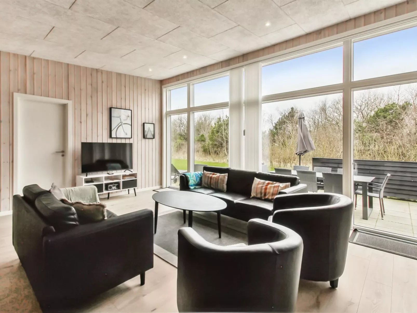 "Bendiks" - 30km from the sea-Binnen