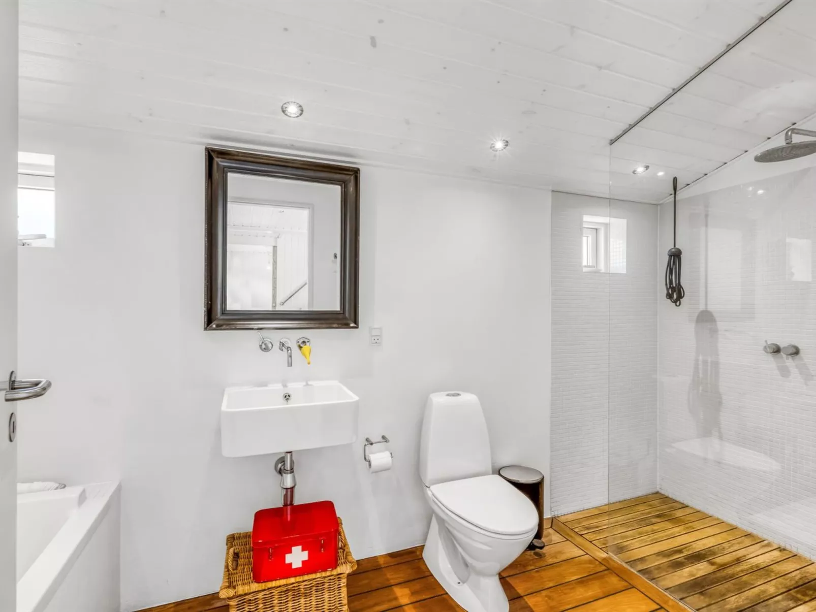 "Anouk" - 500m from the sea-Binnen