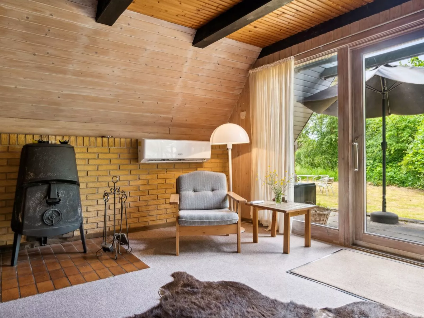 "Tine" - 600m from the sea-Binnen