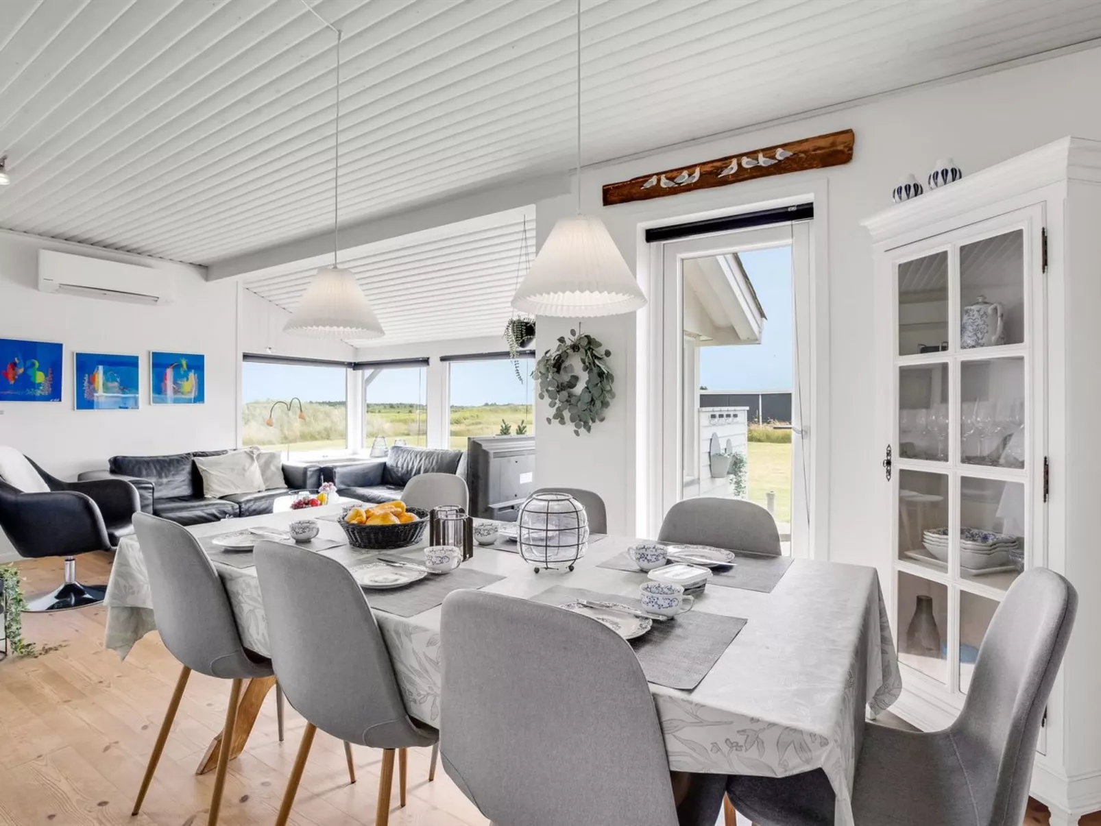 "Hejdi" - 650m from the sea-Binnen