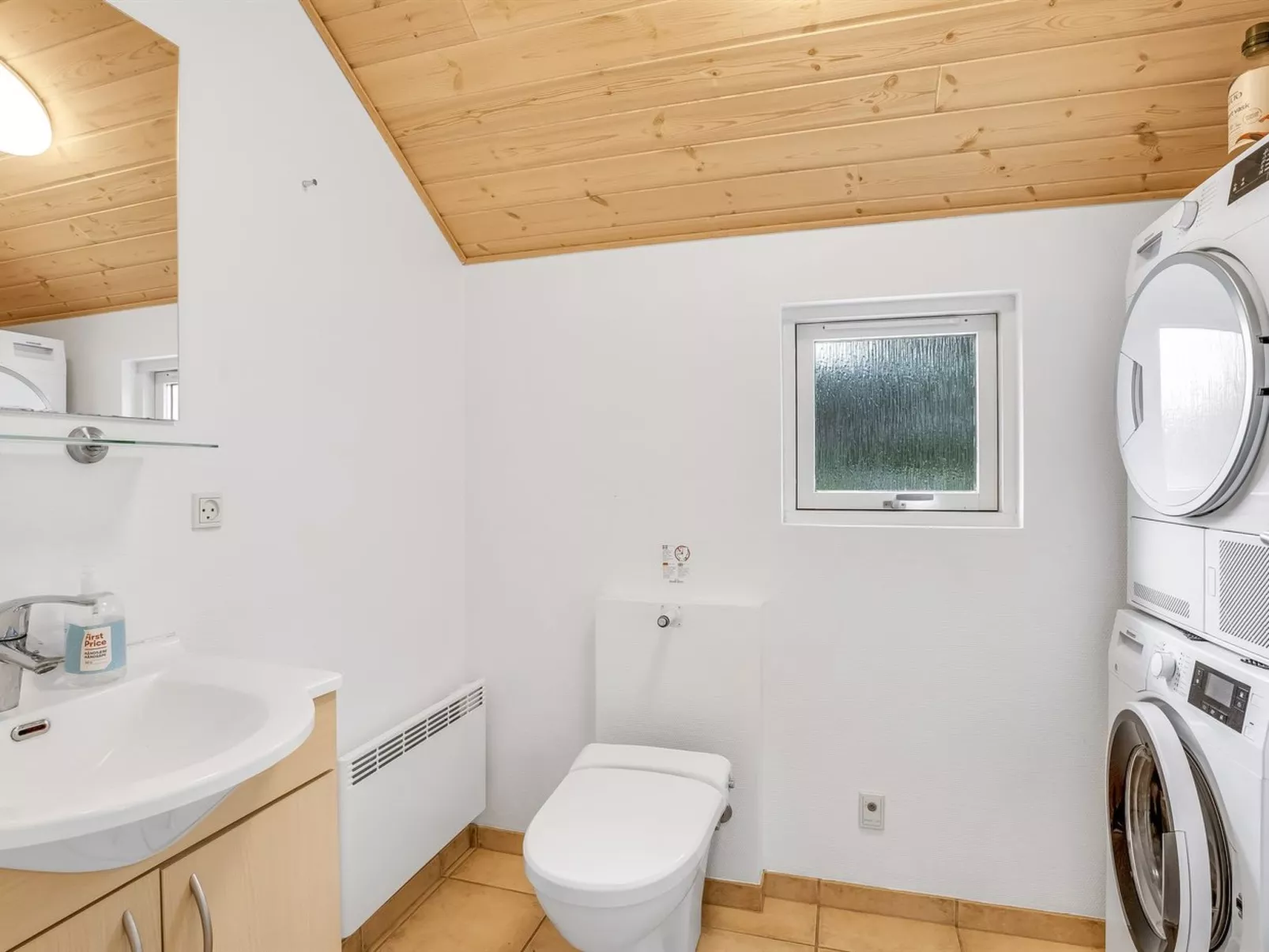 "Dorde" - 600m from the sea-Binnen