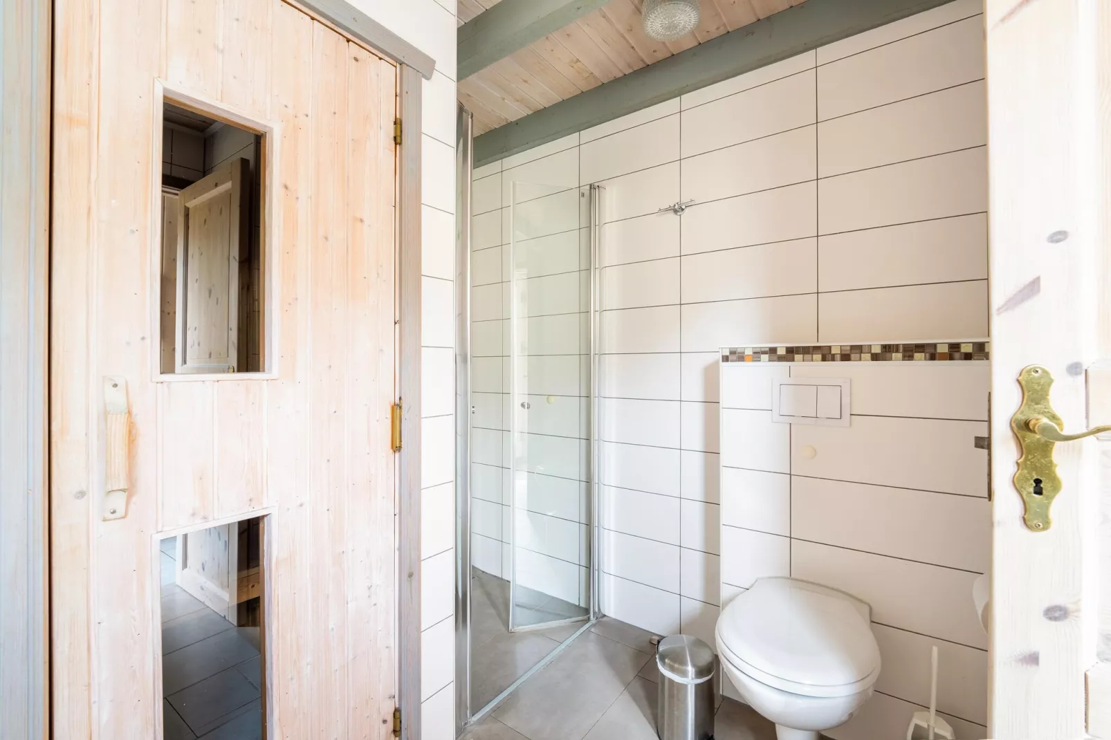 FH Wildgans Comfort mit Sauna & Kaminofen 81 qm 81-Badkamer