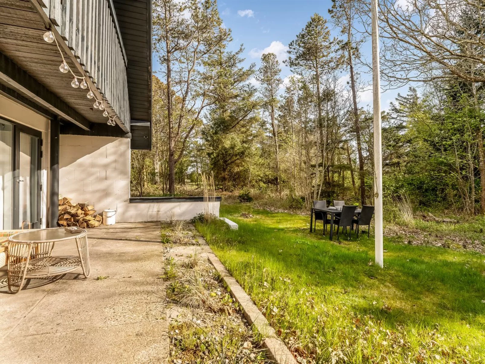 "Loic" - 400m to the fjord-Buiten