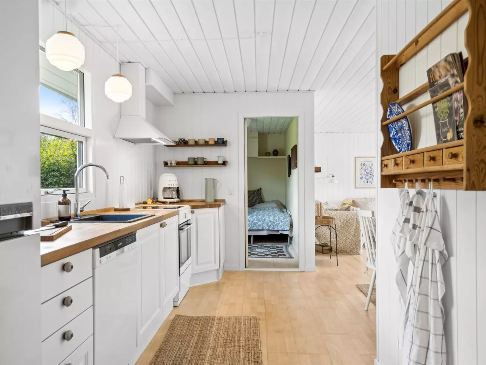 "Maureen" - 300m from the sea-Binnen