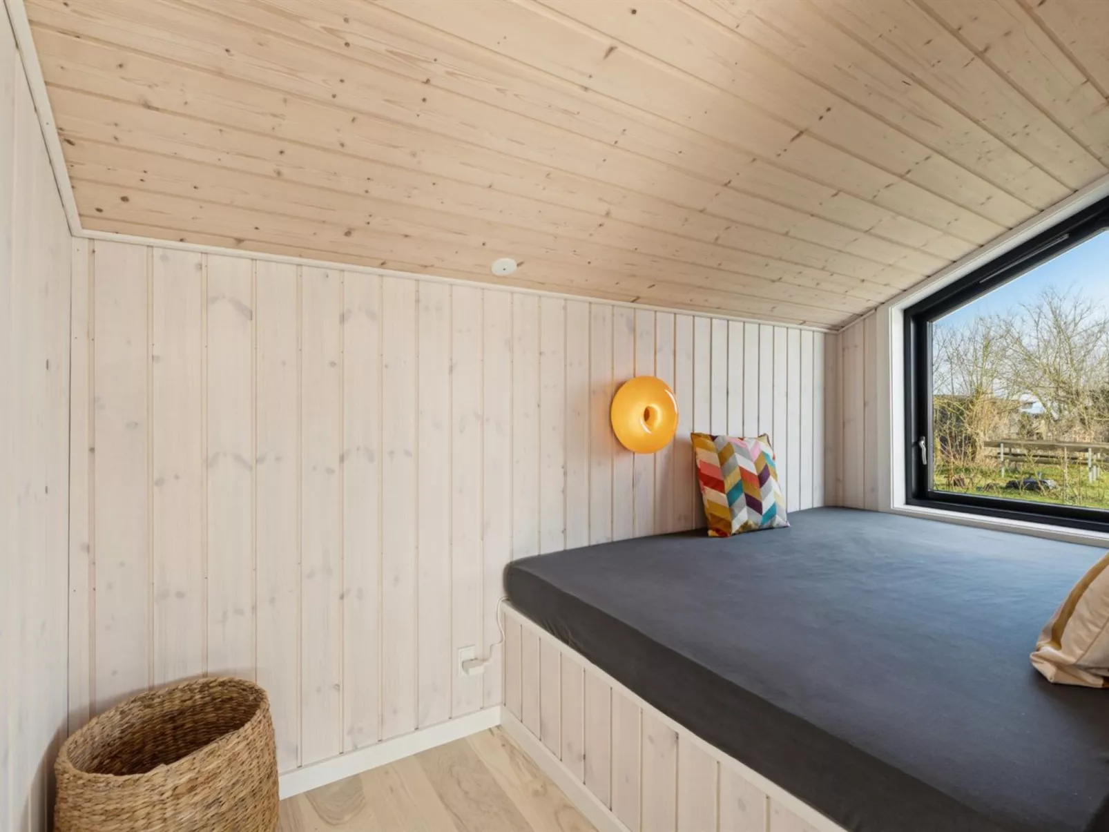 "Viveke" - 10m from the sea-Binnen