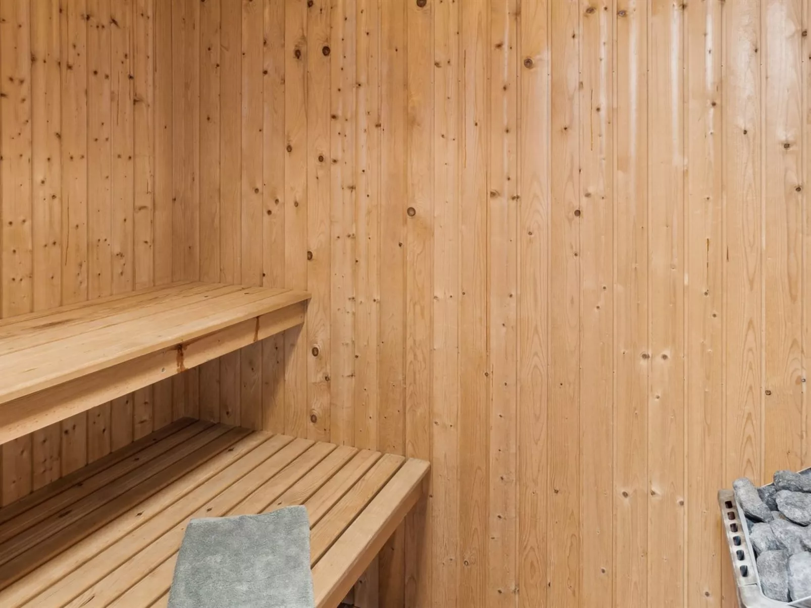 &quot;Teodosij&quot; - 500m from the sea-Binnen