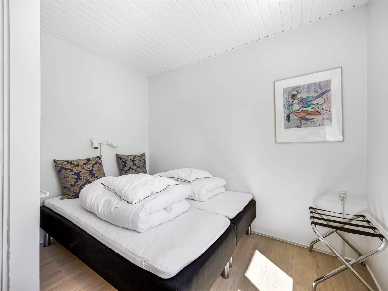 "Solvey" - 400m from the sea-Binnen