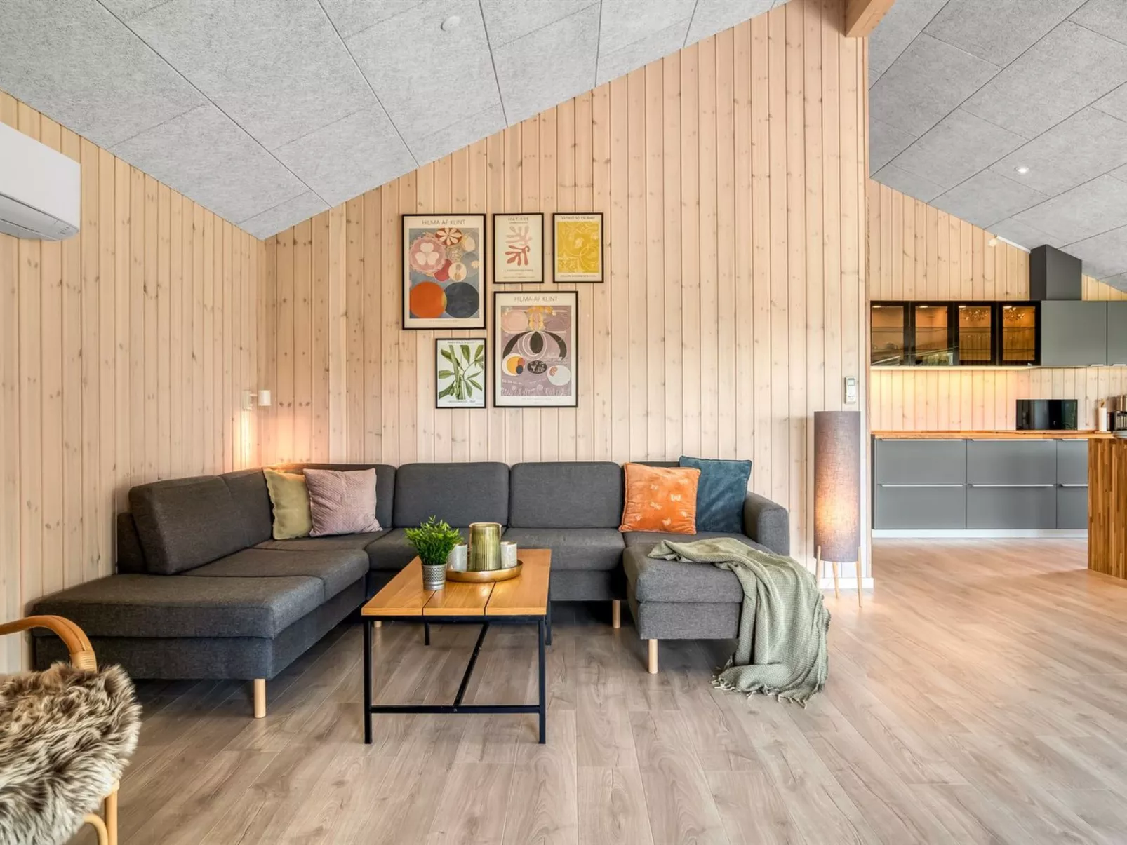 "Elik" - 500m from the sea-Binnen