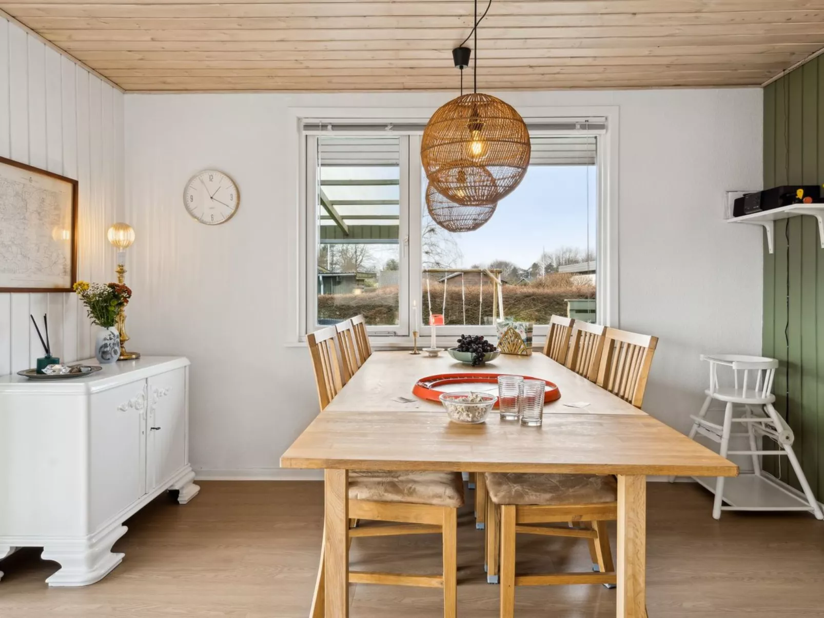 "Severine" - 650m from the sea-Binnen