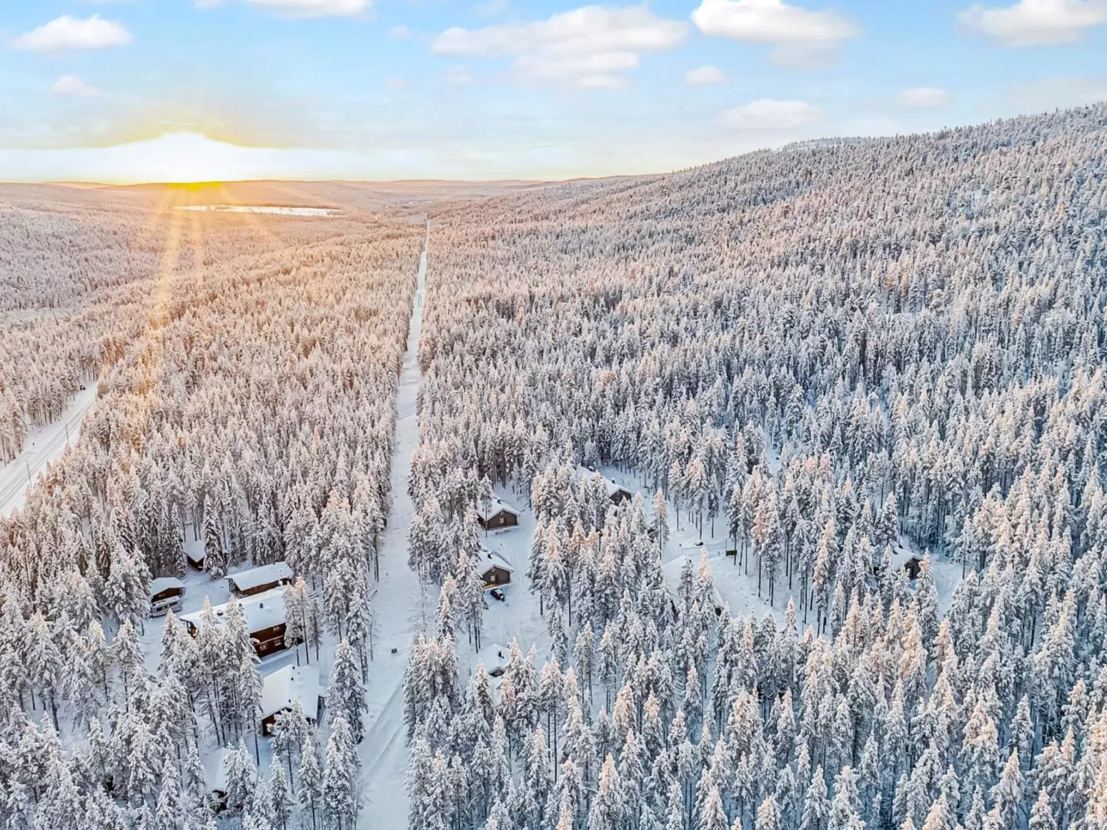 Ylläksen tunturihonkamaja 5-Binnen