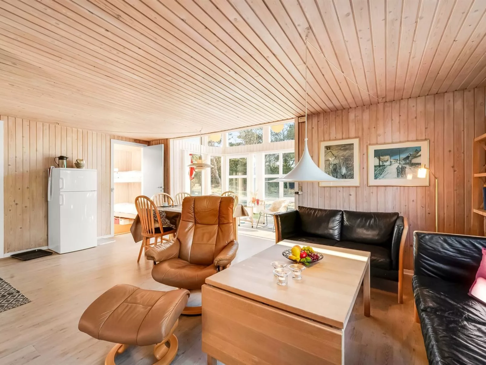 "Elsabet" - 700m to the fjord-Binnen