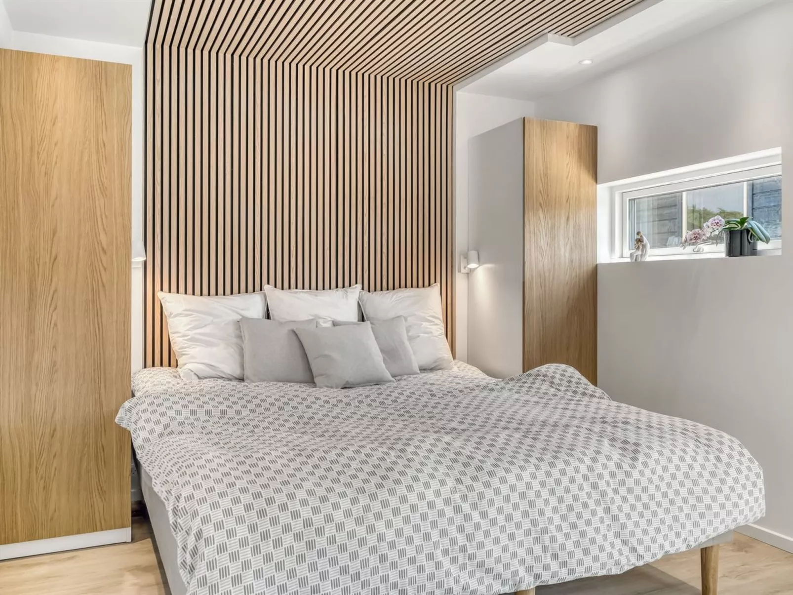 "Mads" - 700m from the sea-Binnen