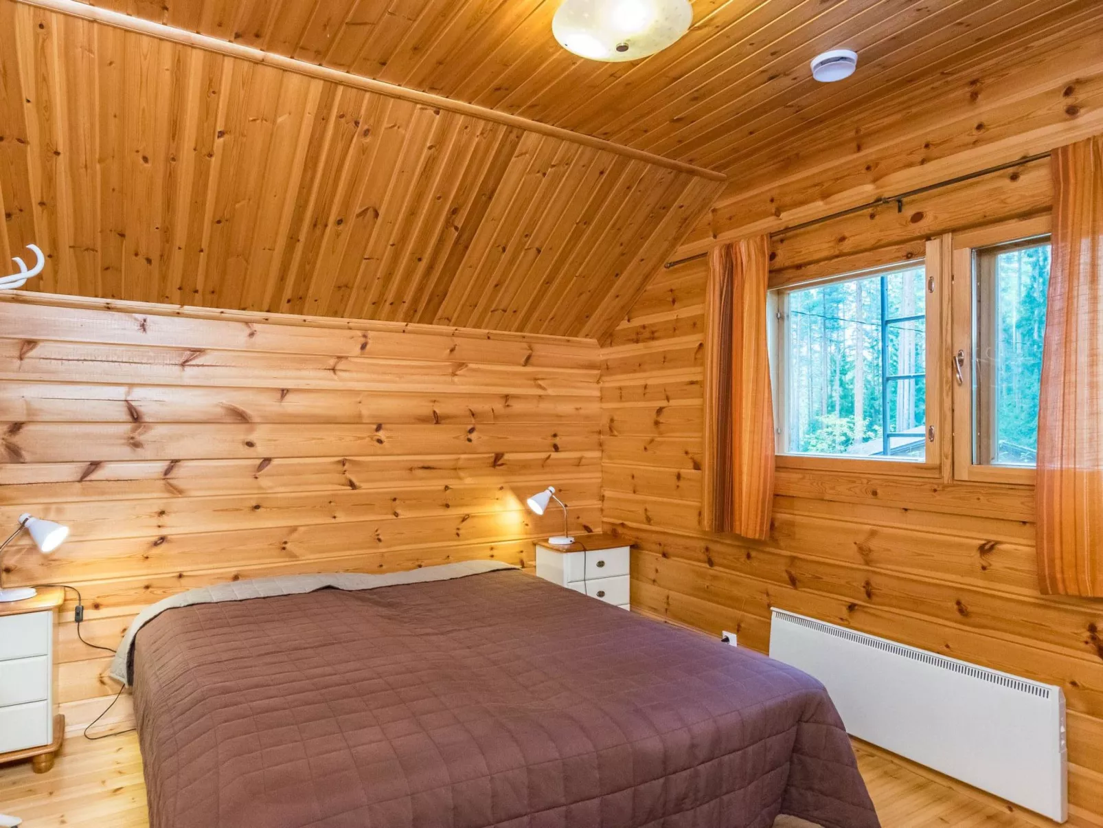 Metsola / huilinpaikka-Binnen