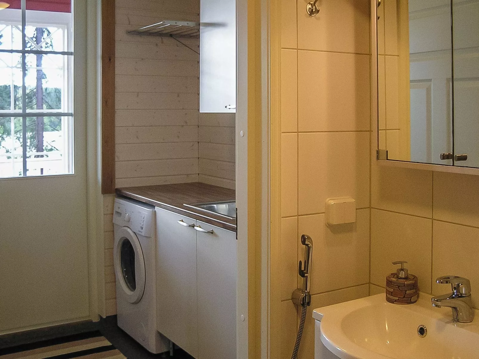 Villa kukkula-Binnen