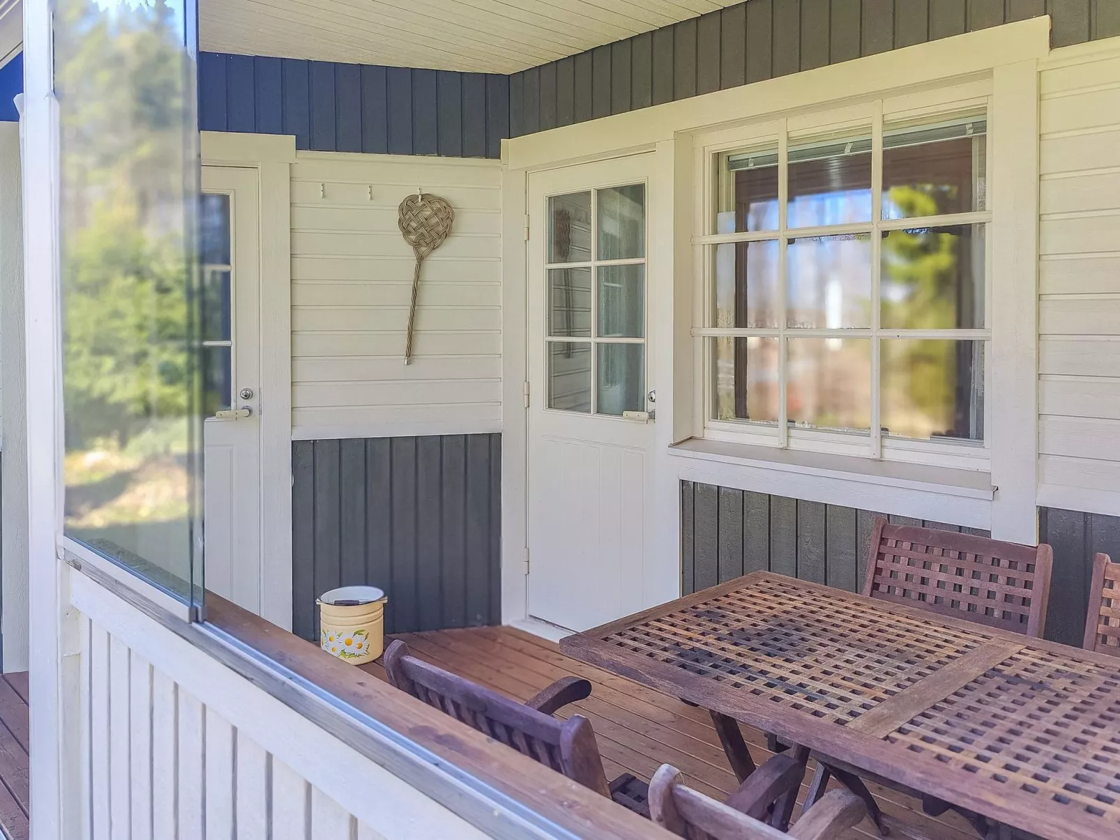 Villa heikinniemi-Binnen